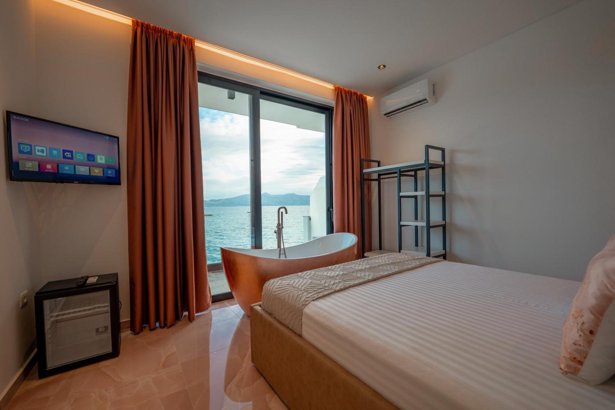 Siro Kerma Private Beach Villa Sarande Exterior photo